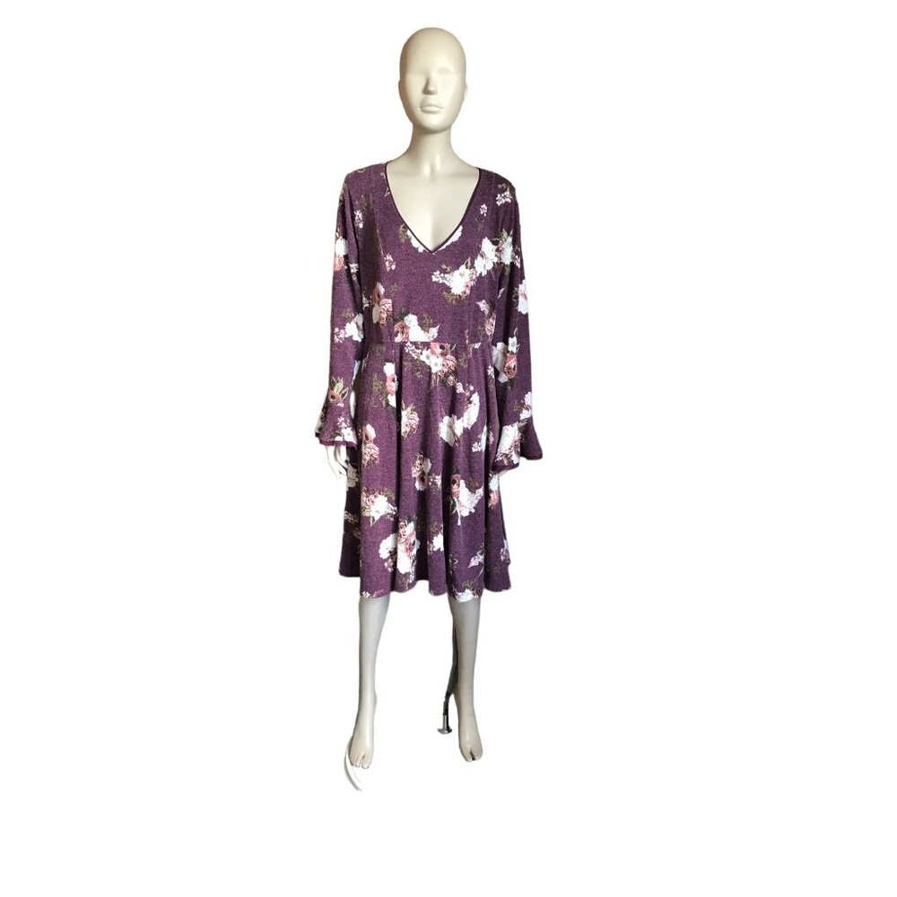 Torrid Purple and White Flower Long Sleeve Dress